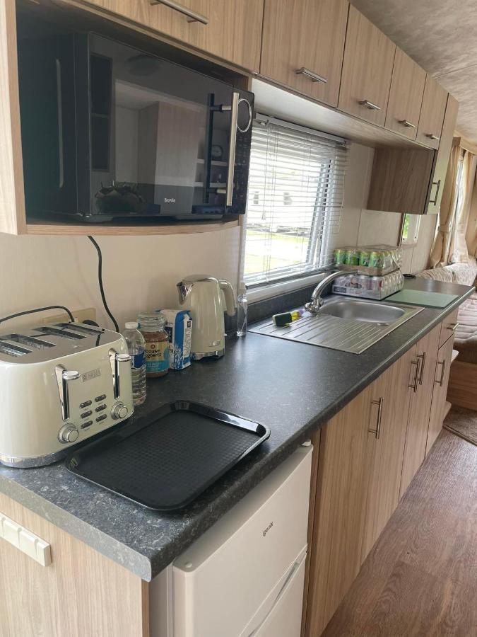 Parkdean Static Caravan On Cherry Tree Holiday Park Грейт-Ярмут Экстерьер фото
