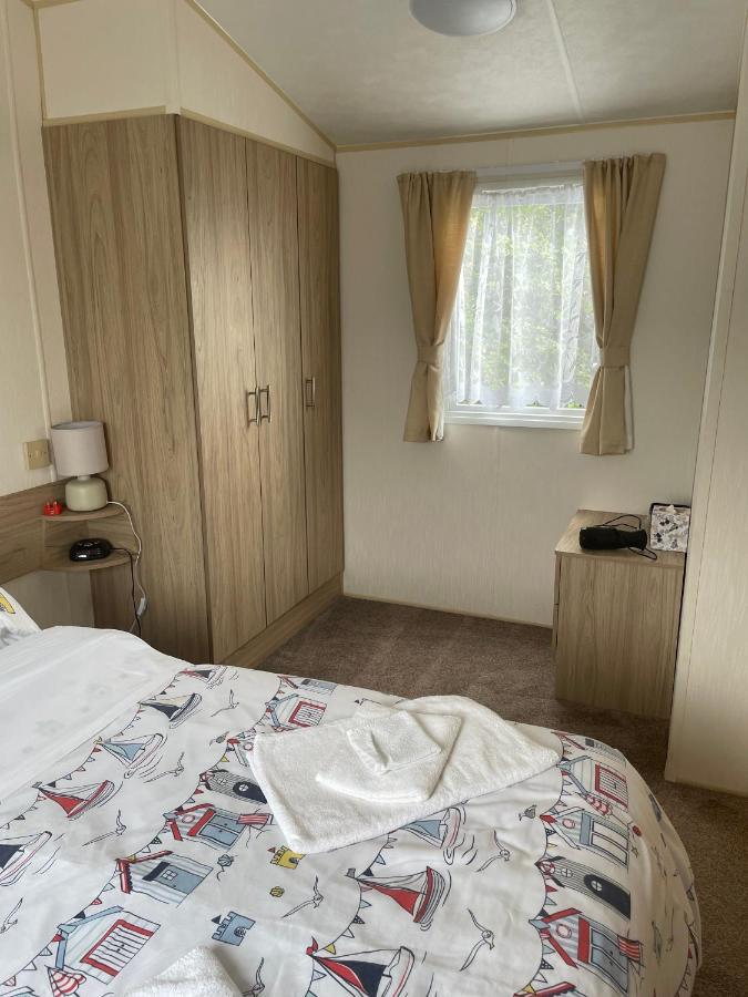 Parkdean Static Caravan On Cherry Tree Holiday Park Грейт-Ярмут Экстерьер фото